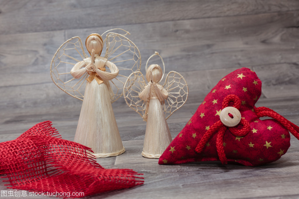 手作圣诞工艺品 点亮温暖节日的匠心与传承